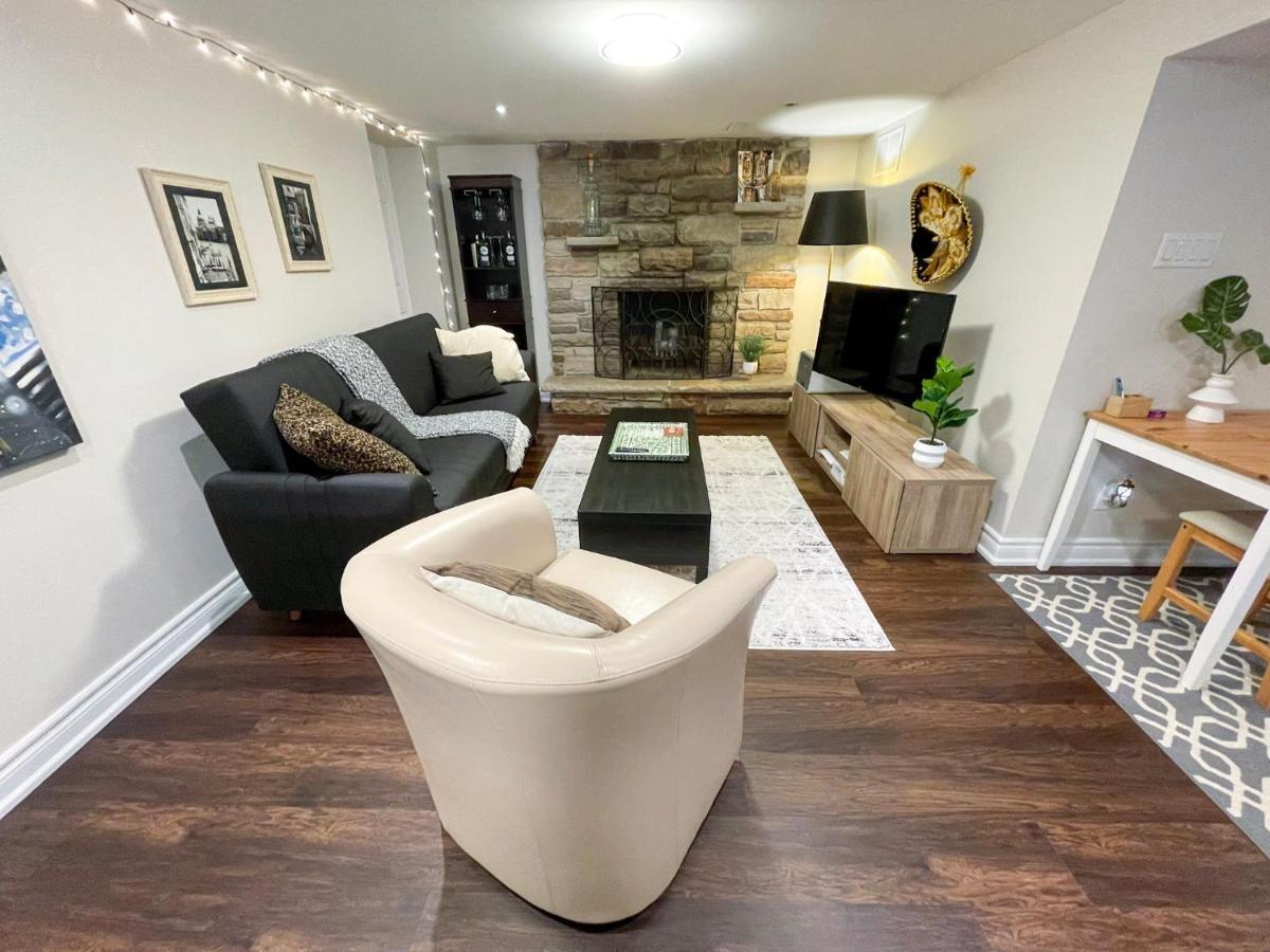 Spacious & Renovated 1Bd Suite W/Parking Toronto Exterior foto