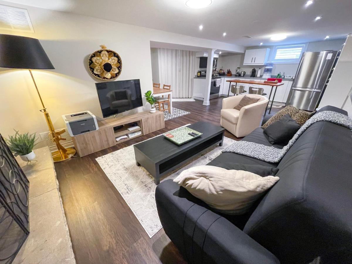 Spacious & Renovated 1Bd Suite W/Parking Toronto Exterior foto